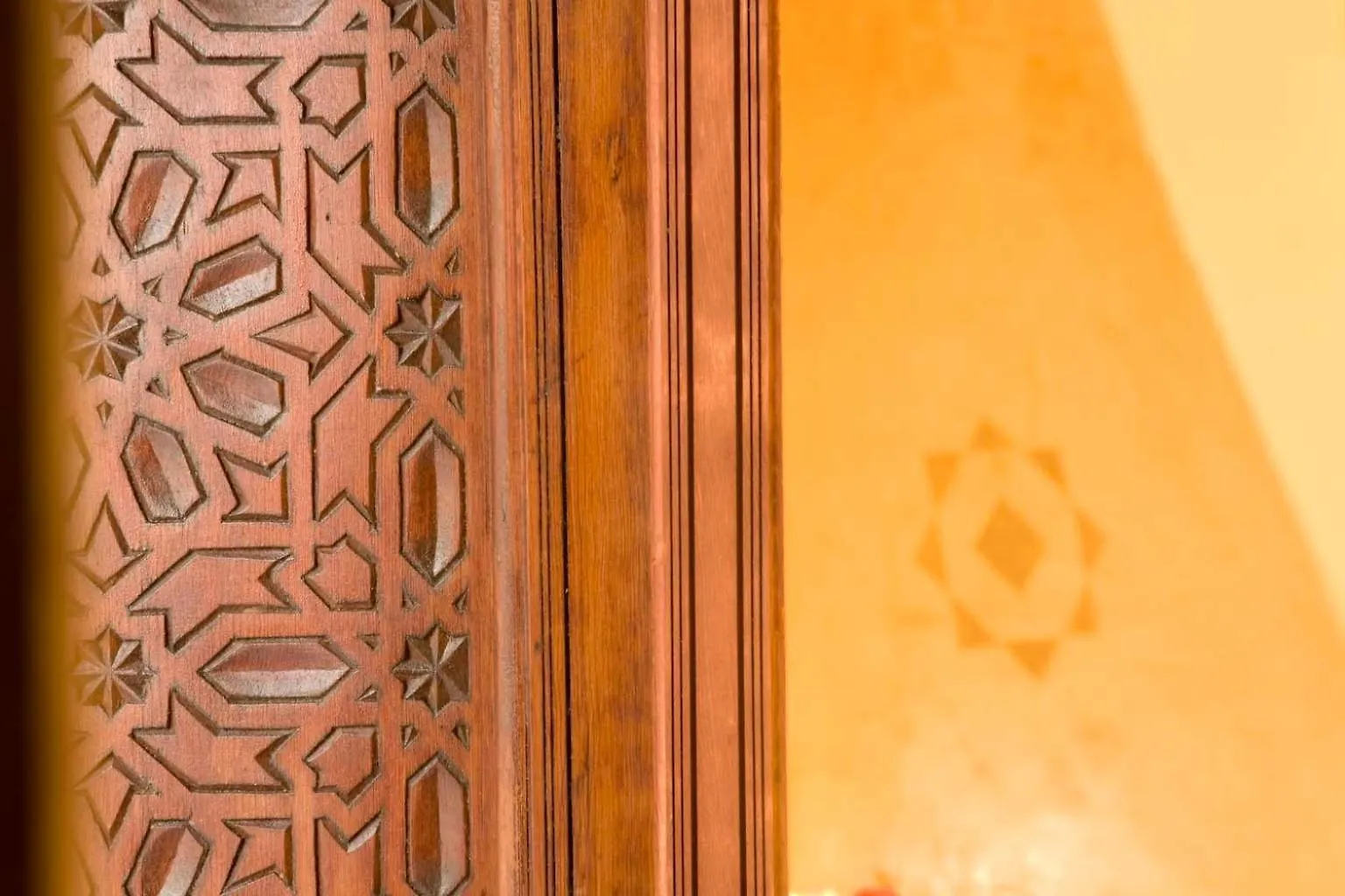 פס Riad Al Bartal
