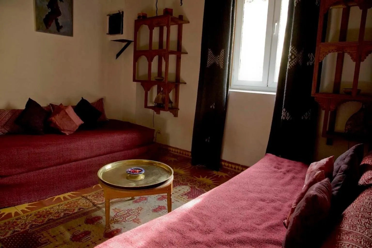 פס Riad Al Bartal