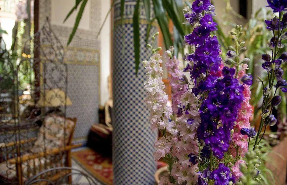 פס Riad Al Bartal